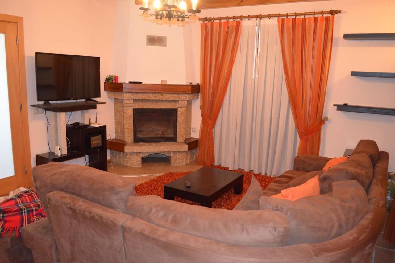 Valadas Guest House Canedo  Ngoại thất bức ảnh
